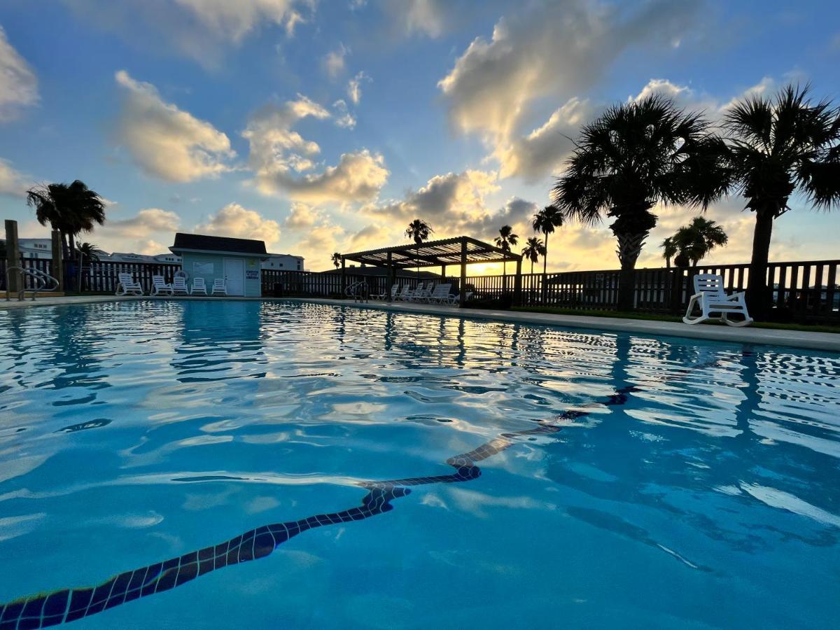 Rockport Waterfront Condo With A View エクステリア 写真
