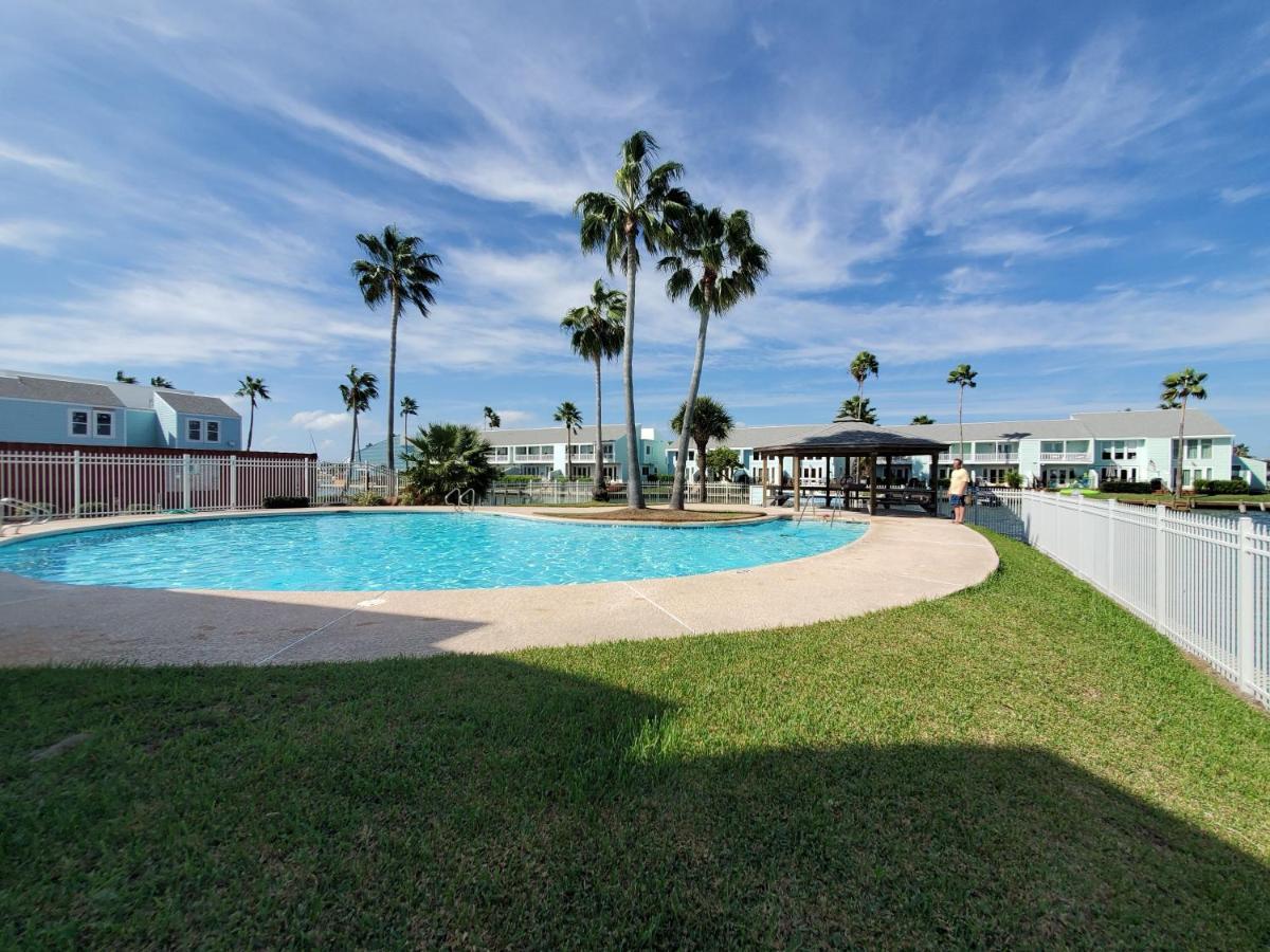 Rockport Waterfront Condo With A View エクステリア 写真